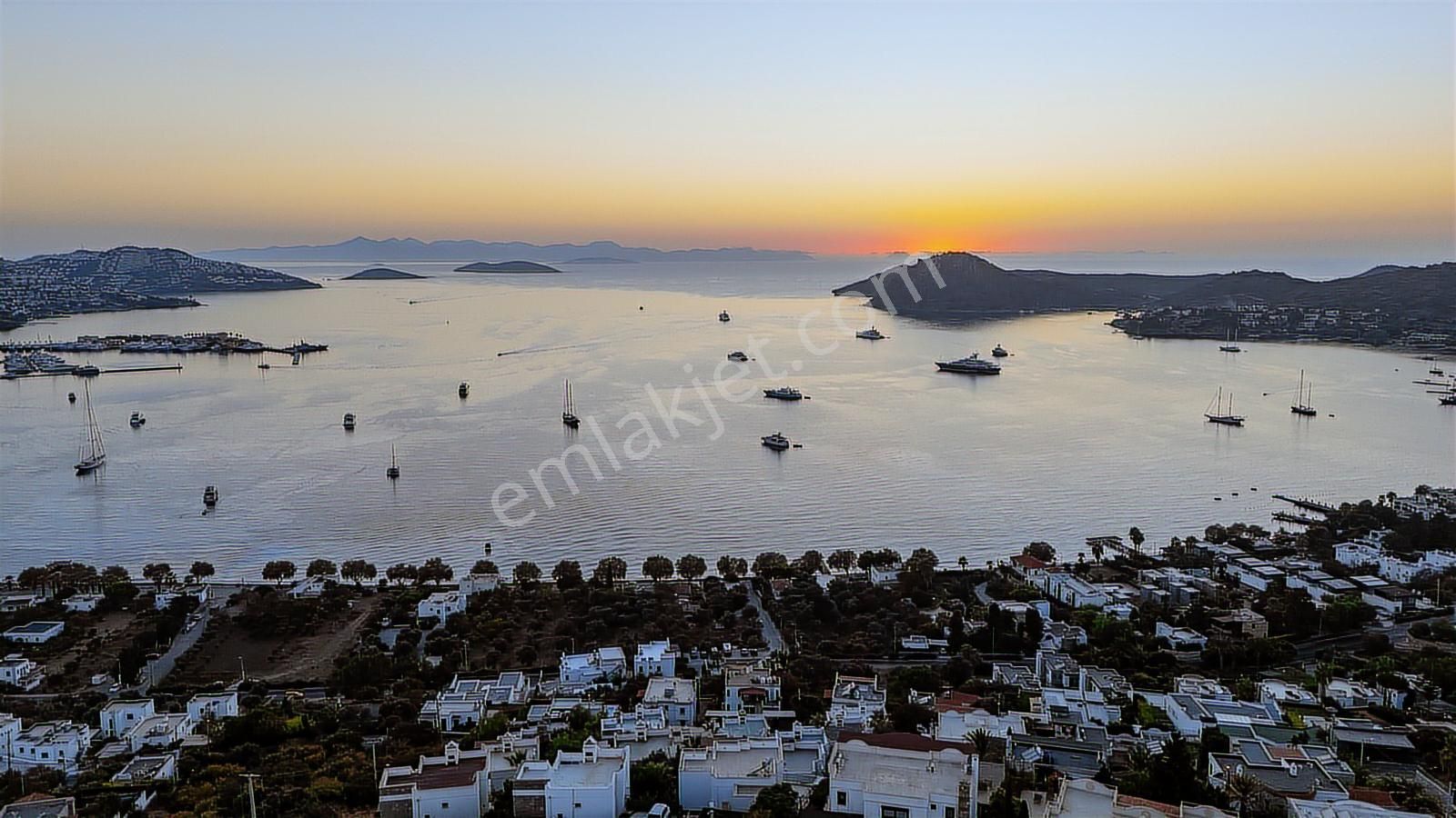 Yalıkavak'ta Deniz Manzaralı 6+2 Özel Havuzlu Villa - Görsel 22