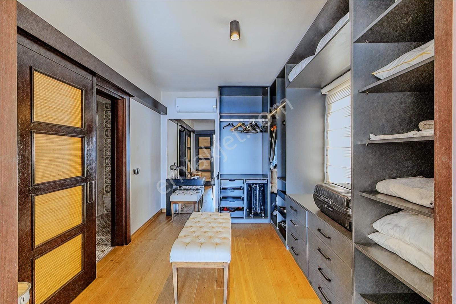 Yalıkavak'ta Deniz Manzaralı 6+2 Özel Havuzlu Villa - Görsel 12