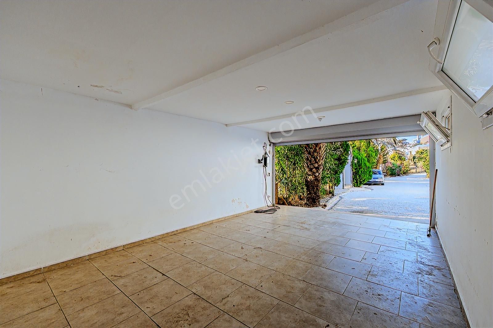 Yalıkavak'ta Deniz Manzaralı 6+2 Özel Havuzlu Villa - Görsel 18