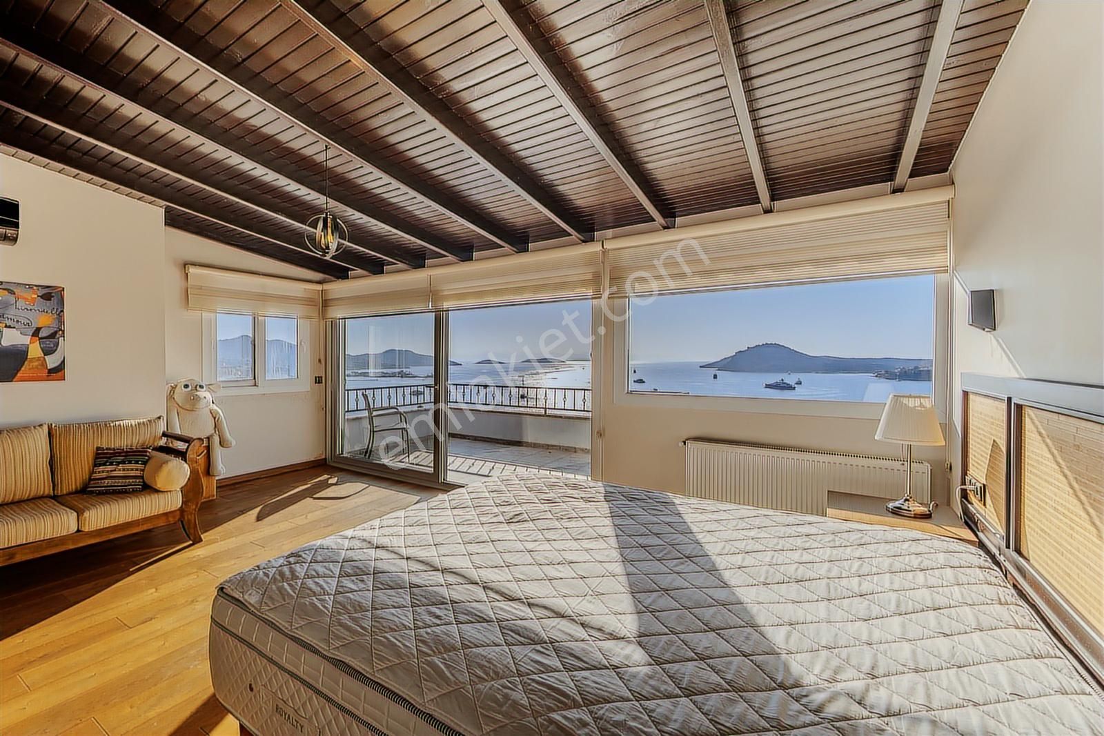 Yalıkavak'ta Deniz Manzaralı 6+2 Özel Havuzlu Villa - Görsel 14