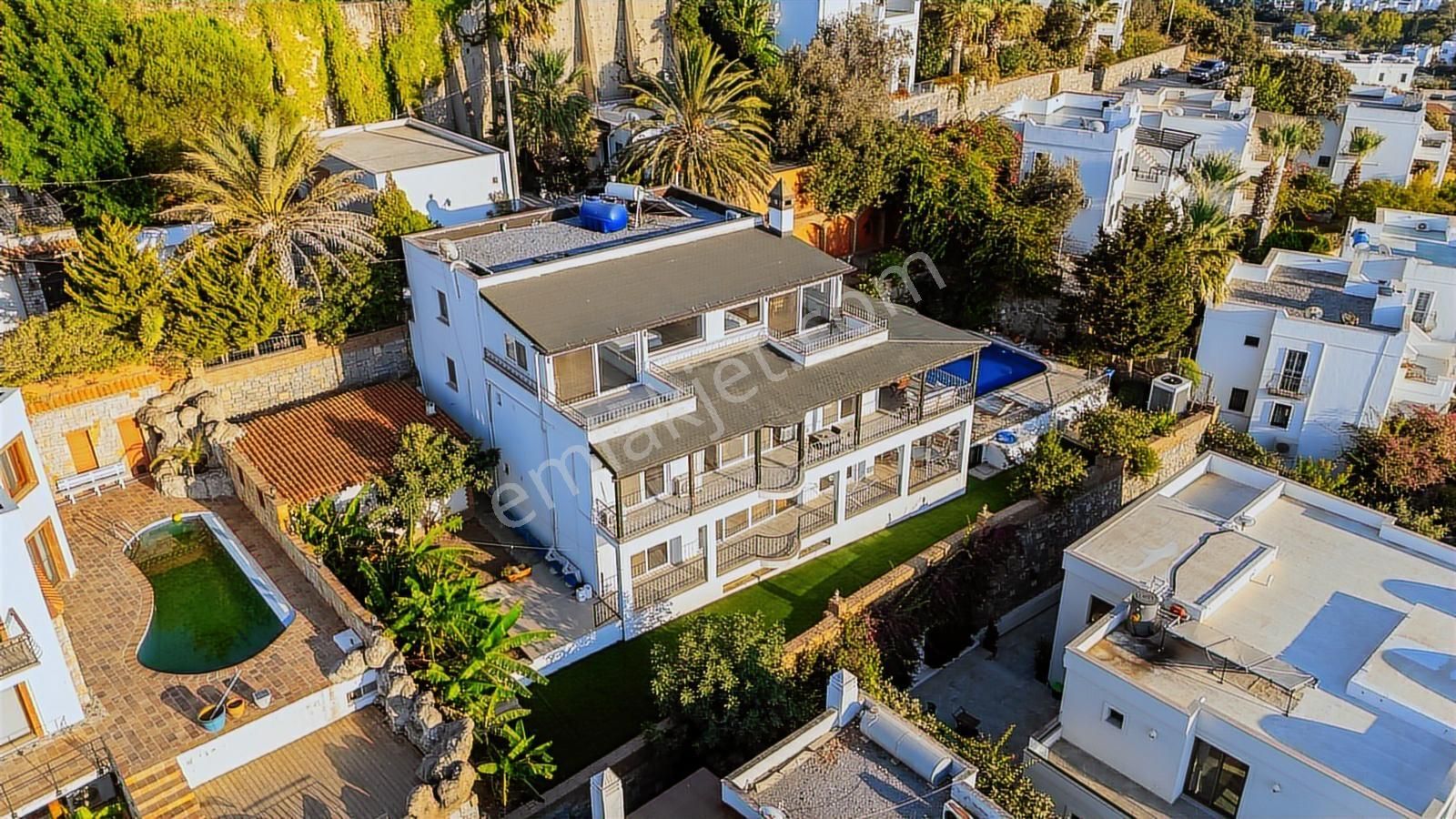 Yalıkavak'ta Deniz Manzaralı 6+2 Özel Havuzlu Villa - Görsel 11