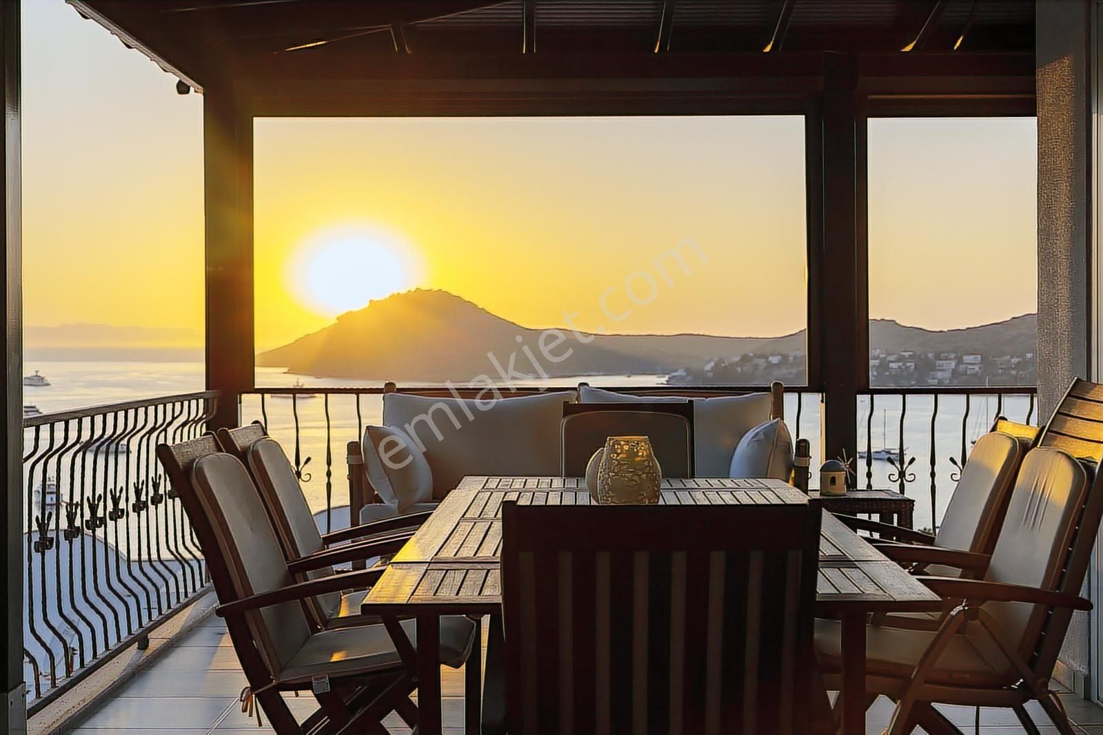 Yalıkavak'ta Deniz Manzaralı 6+2 Özel Havuzlu Villa - Görsel 2