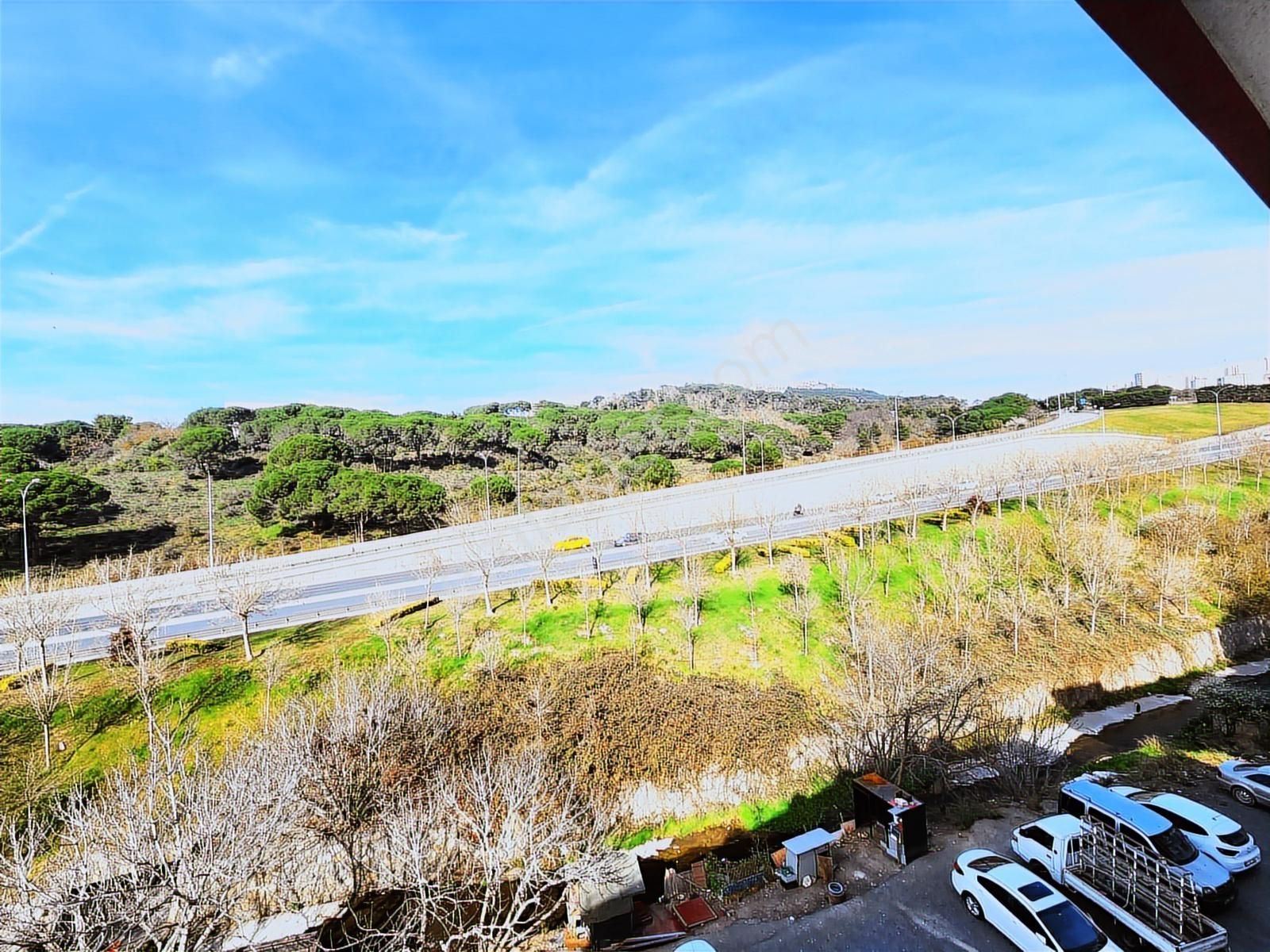 Maltepe Girne De Orman Manzaralı Geniş Ferah 5+2 Satılık Dublex - Görsel 20