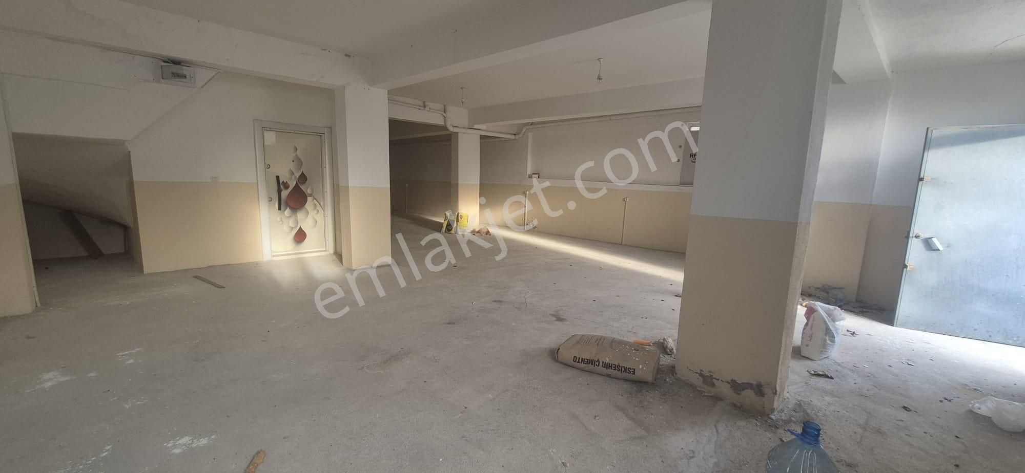Arnavutköy Karlıbayır'da Kiralık Atölye / Depo - Görsel 3