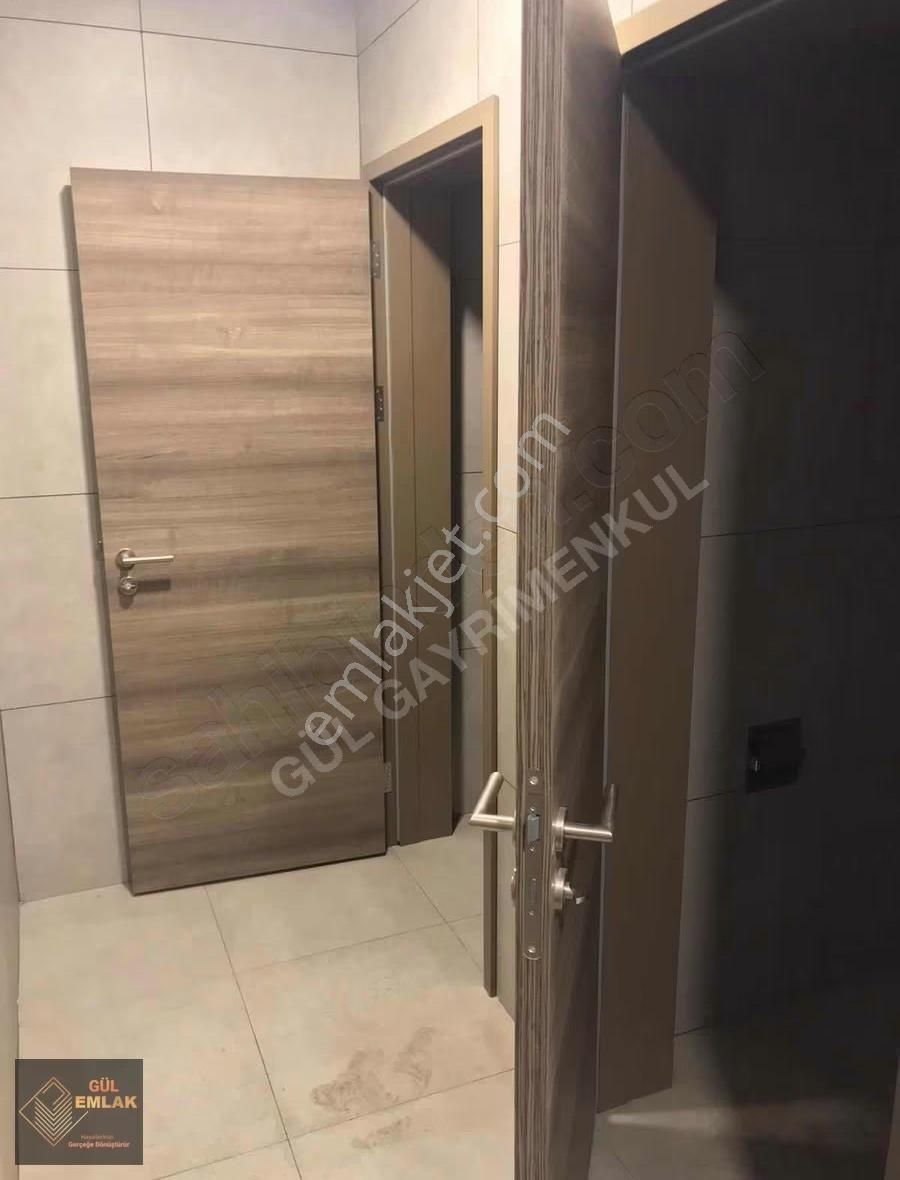 Esenyurt Akçaburgazda 700 M2 Hafif İmalata Uygun Ofis Katı - Görsel 4