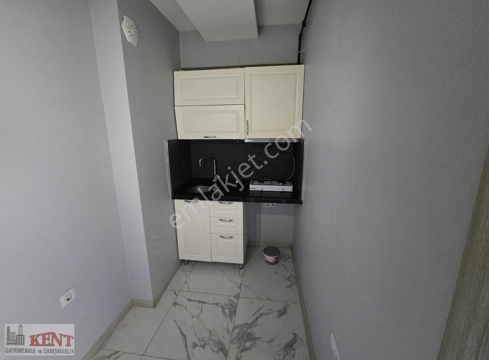 Kent Emlak'tan Sakarya Caddesi Üzerinde Satılık 1+1 Daire - Görsel 10