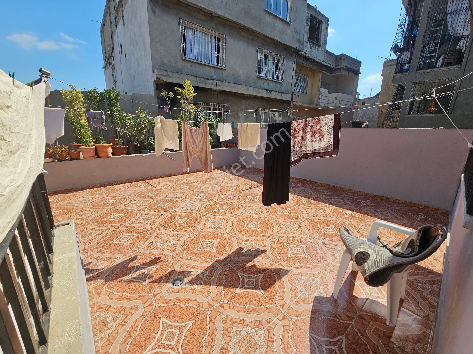 Seyhan Da Gülpınar Mh Salı Pazarına Yakın 200 Mt 3+1 2 Katlı Müstakil Ev - Görsel 10