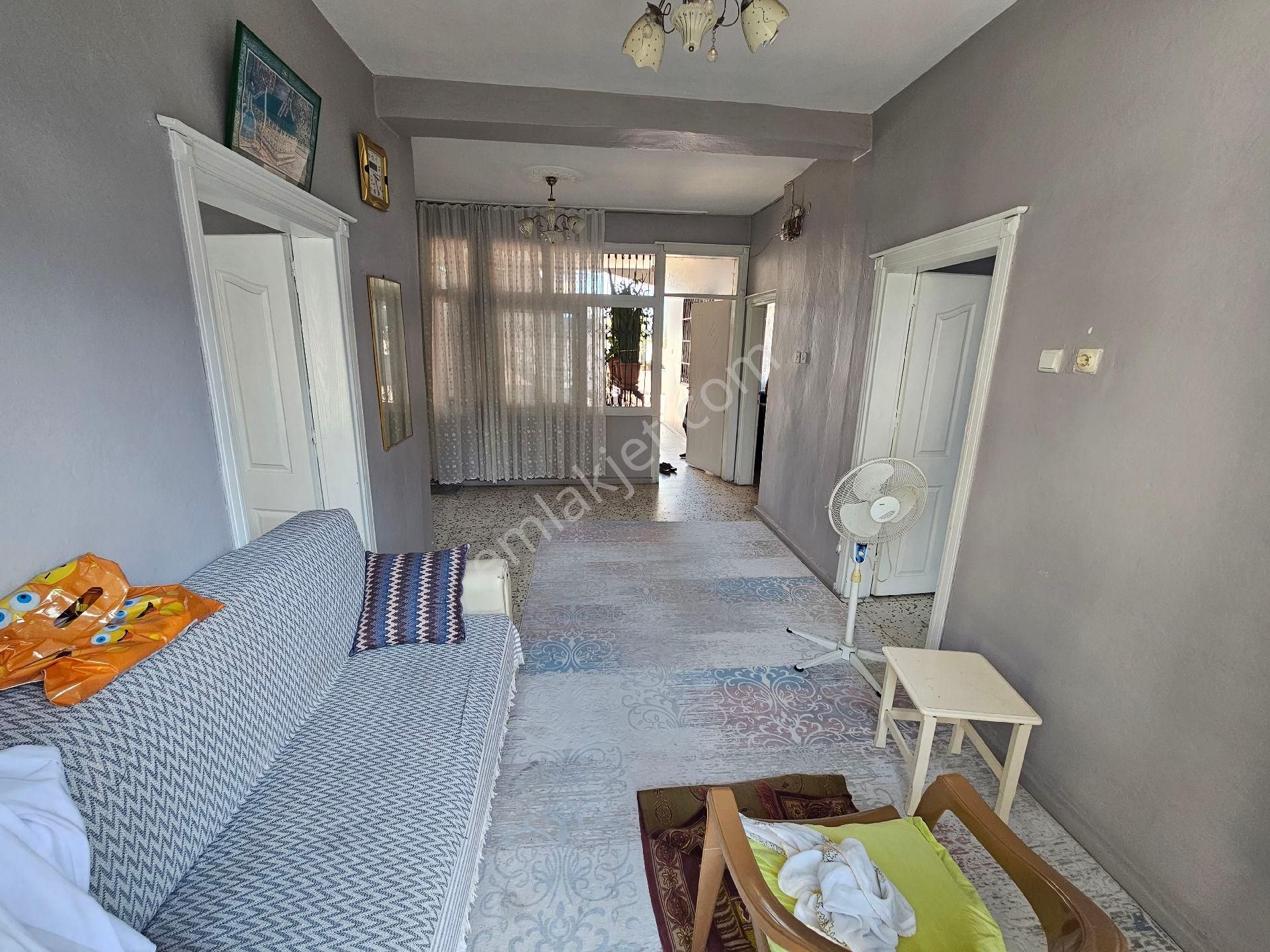 Seyhan Da Gülpınar Mh Salı Pazarına Yakın 200 Mt 3+1 2 Katlı Müstakil Ev - Görsel 12