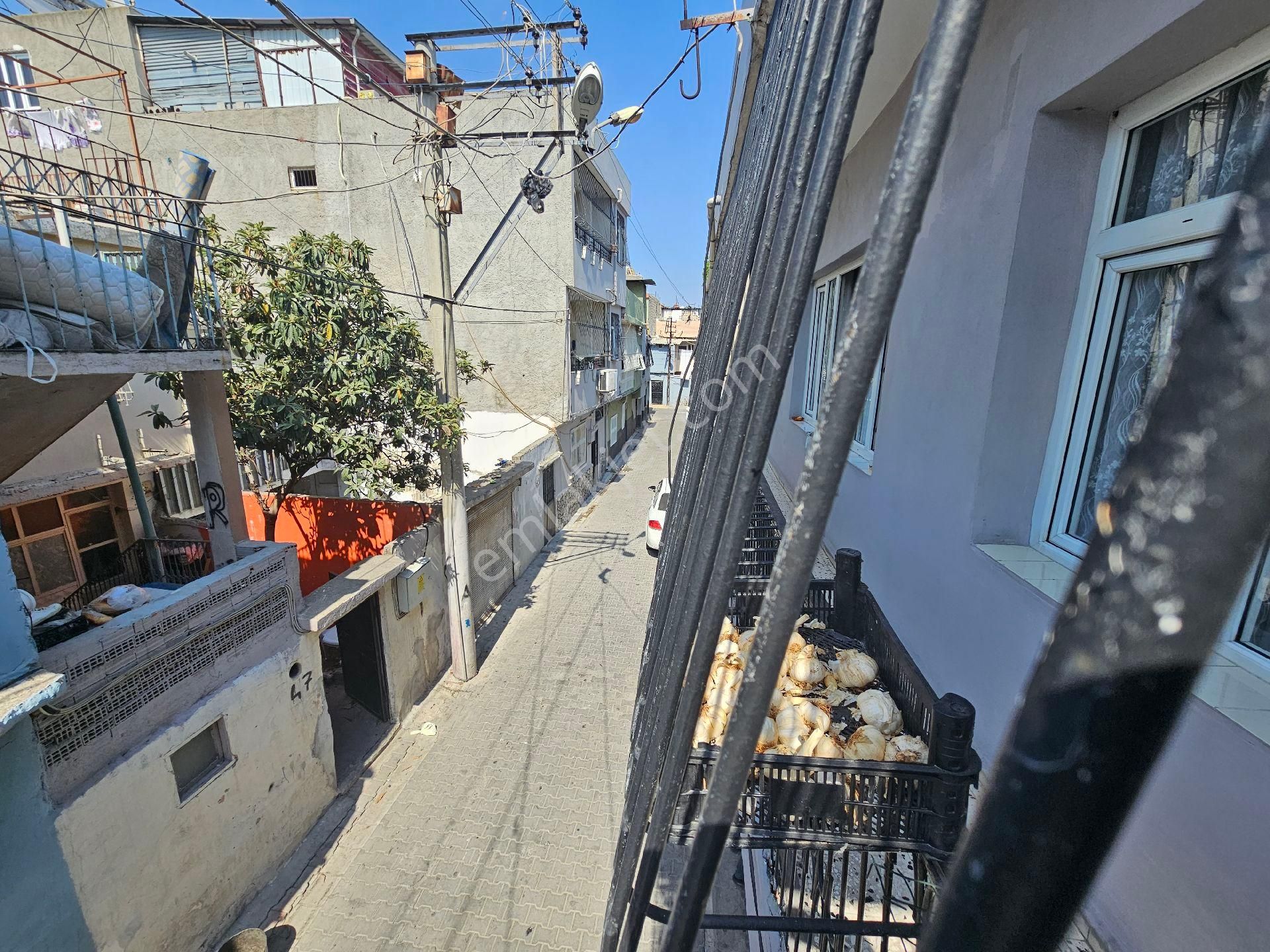 Seyhan Da Gülpınar Mh Salı Pazarına Yakın 200 Mt 3+1 2 Katlı Müstakil Ev - Görsel 13