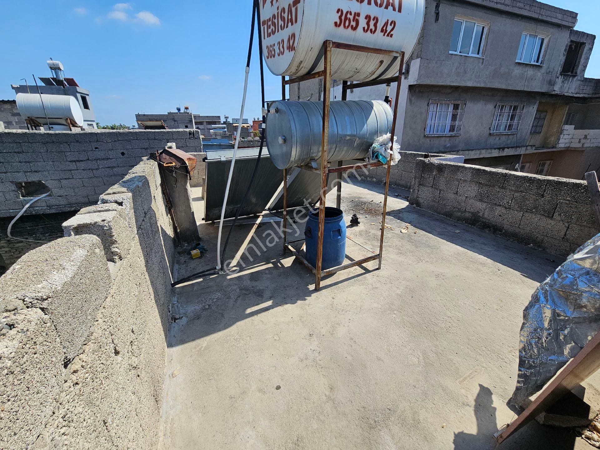 Seyhan Da Gülpınar Mh Salı Pazarına Yakın 200 Mt 3+1 2 Katlı Müstakil Ev - Görsel 15