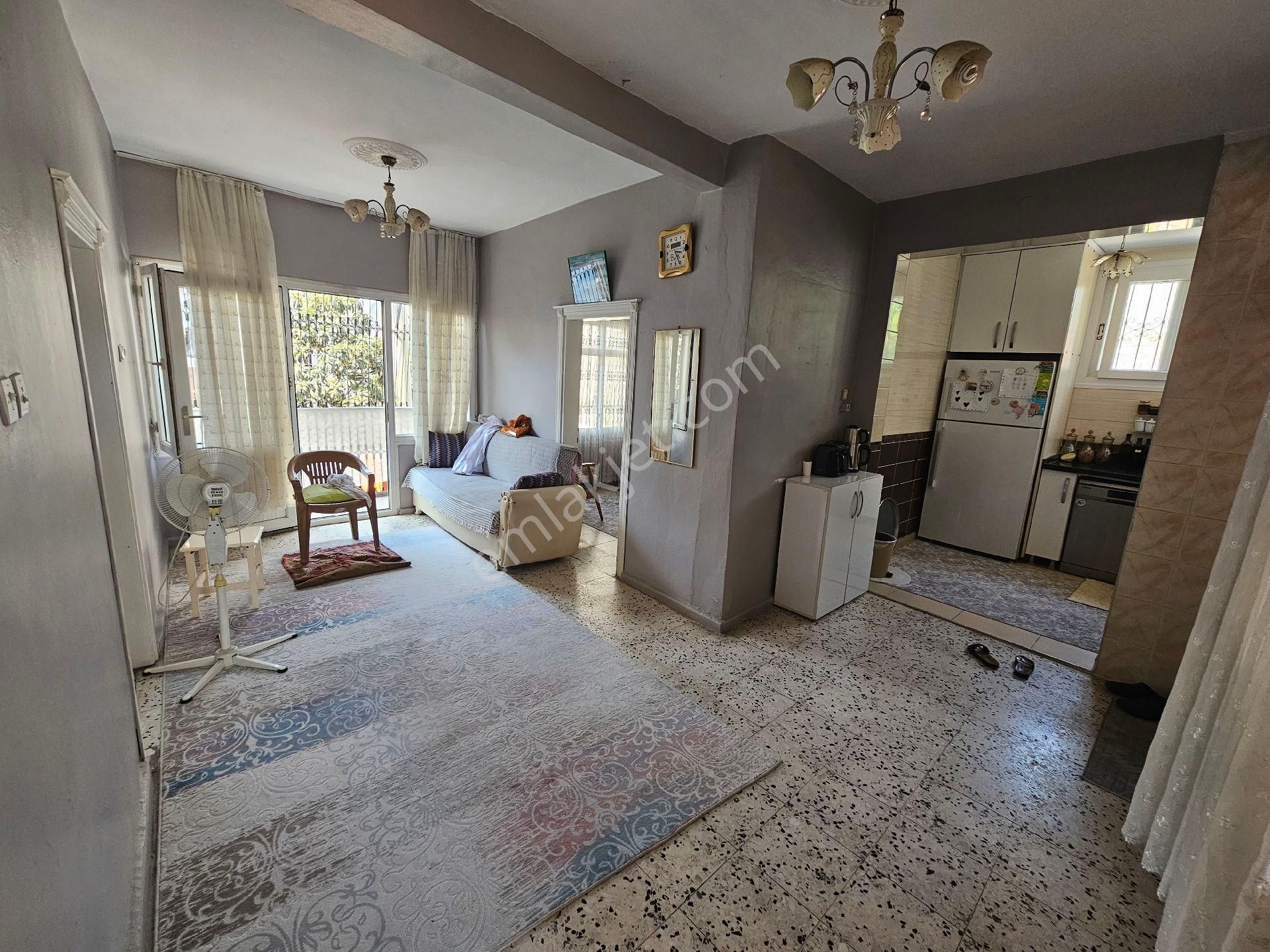 Seyhan Da Gülpınar Mh Salı Pazarına Yakın 200 Mt 3+1 2 Katlı Müstakil Ev - Görsel 2