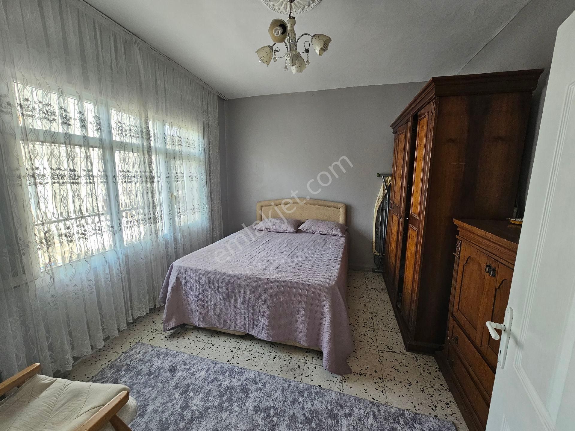 Seyhan Da Gülpınar Mh Salı Pazarına Yakın 200 Mt 3+1 2 Katlı Müstakil Ev - Görsel 7