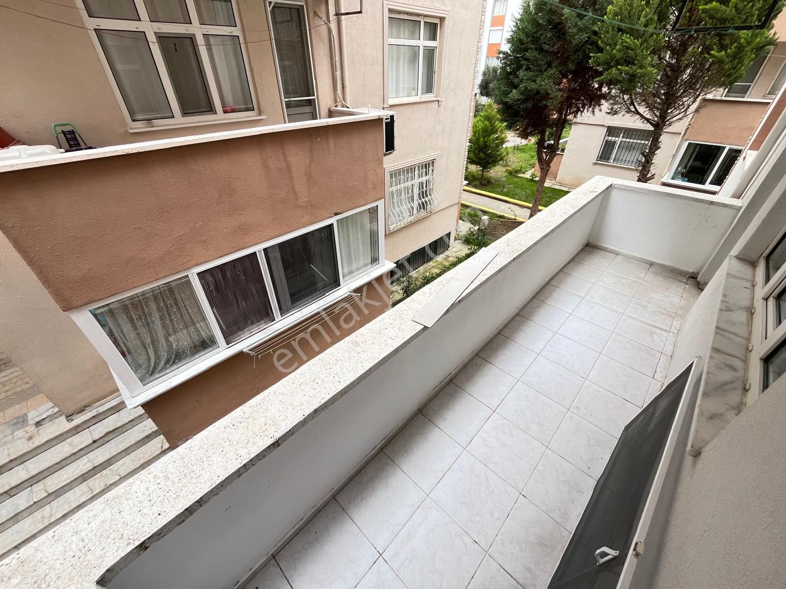 Akçay Sezgin Emlak'tan Ara Kat Doğalgalı 2+1 Ayrı Mutfaklı Daire - Görsel 30
