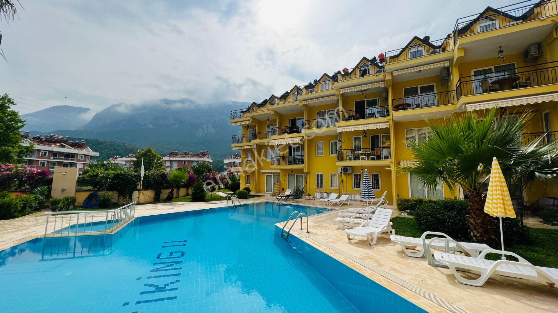 Kemer Arslanbucak'ta Dağ Ve Karataş Manzaralı Satılık Daire