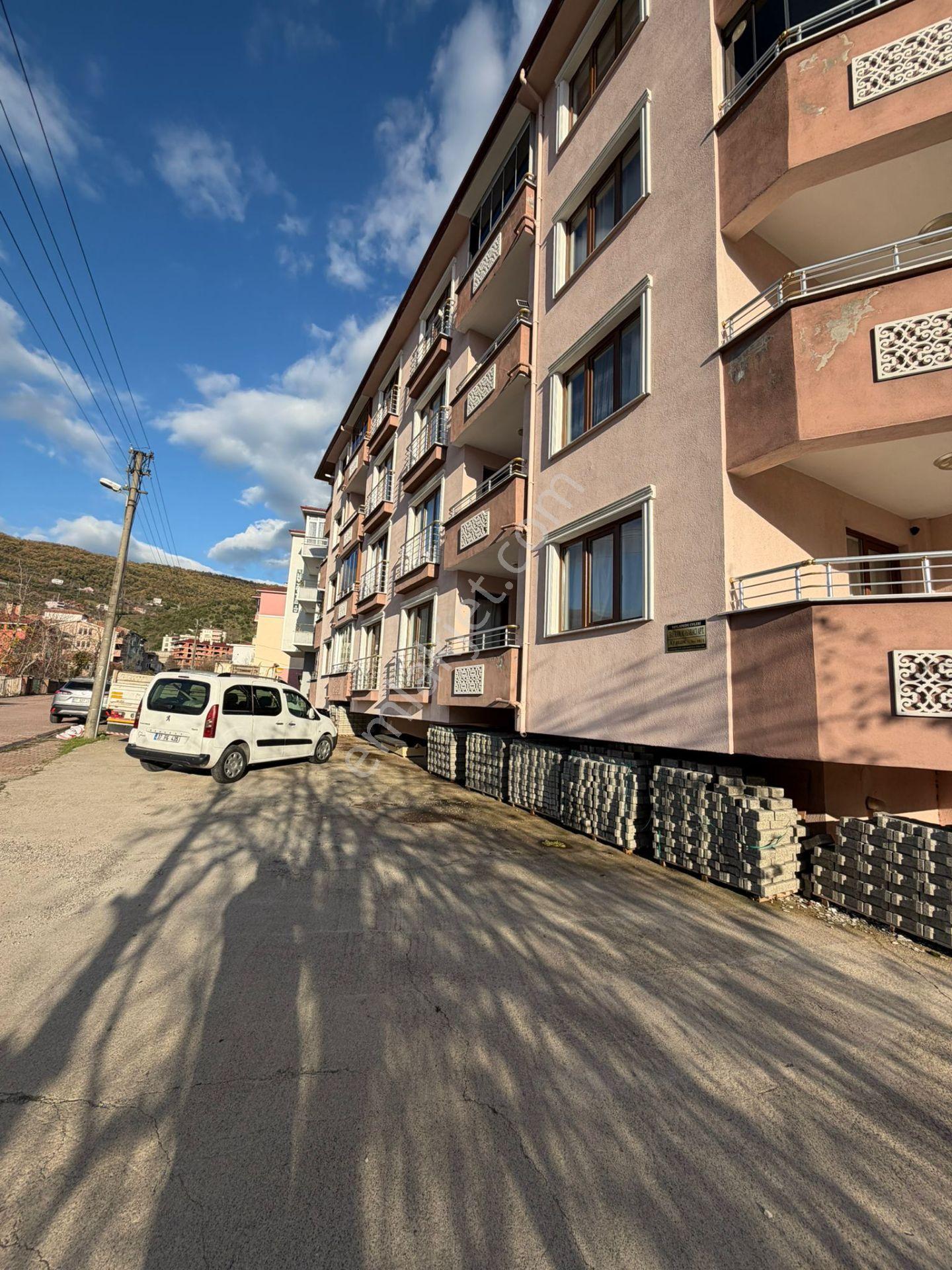 Cide Demirtaş Emlak Güvencesi İle Satılık 2+1 - Görsel 3