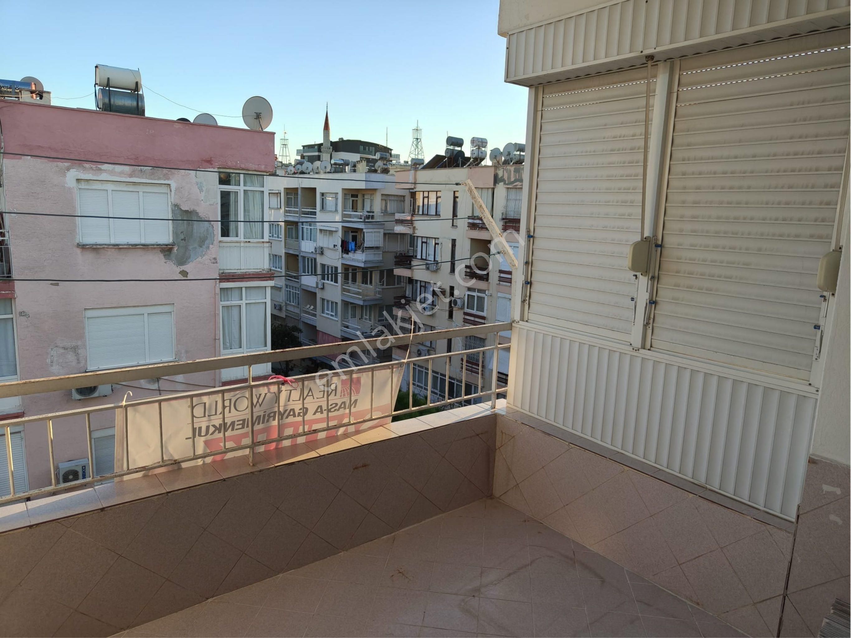 Memurevlerinde Satılık 3+1 Geniş Daire - Görsel 21