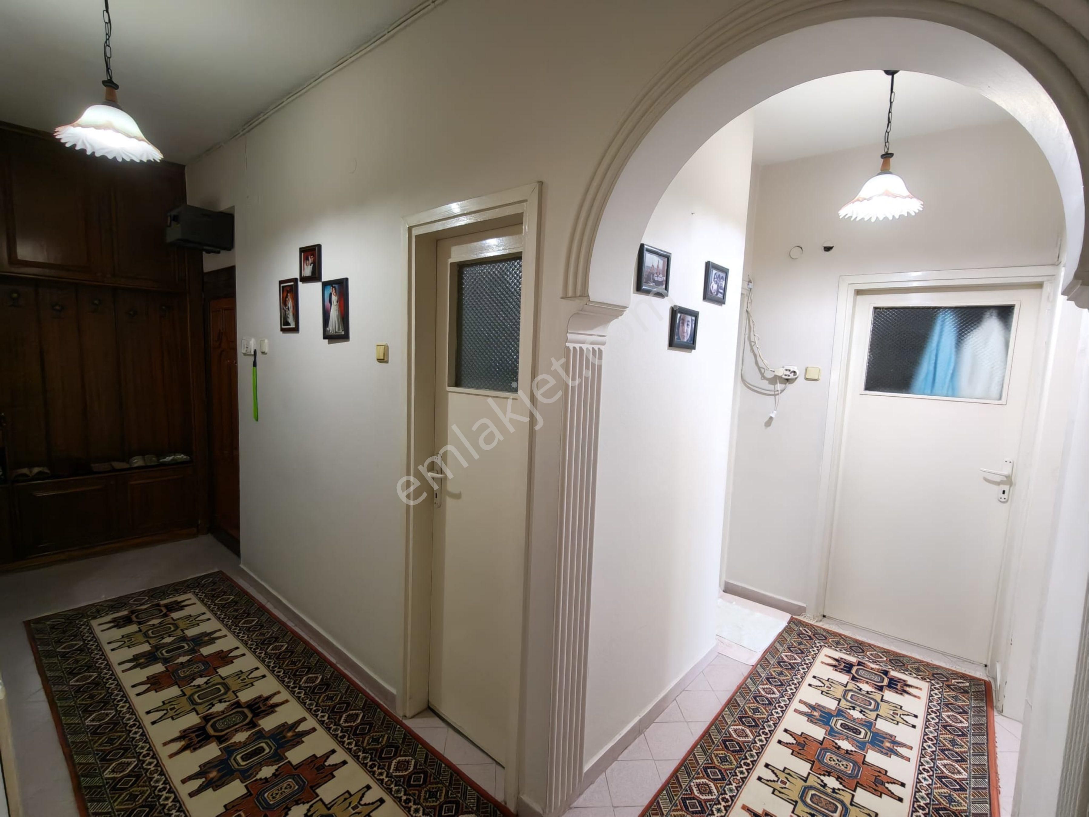 Memurevlerinde Satılık 3+1 Geniş Daire - Görsel 14