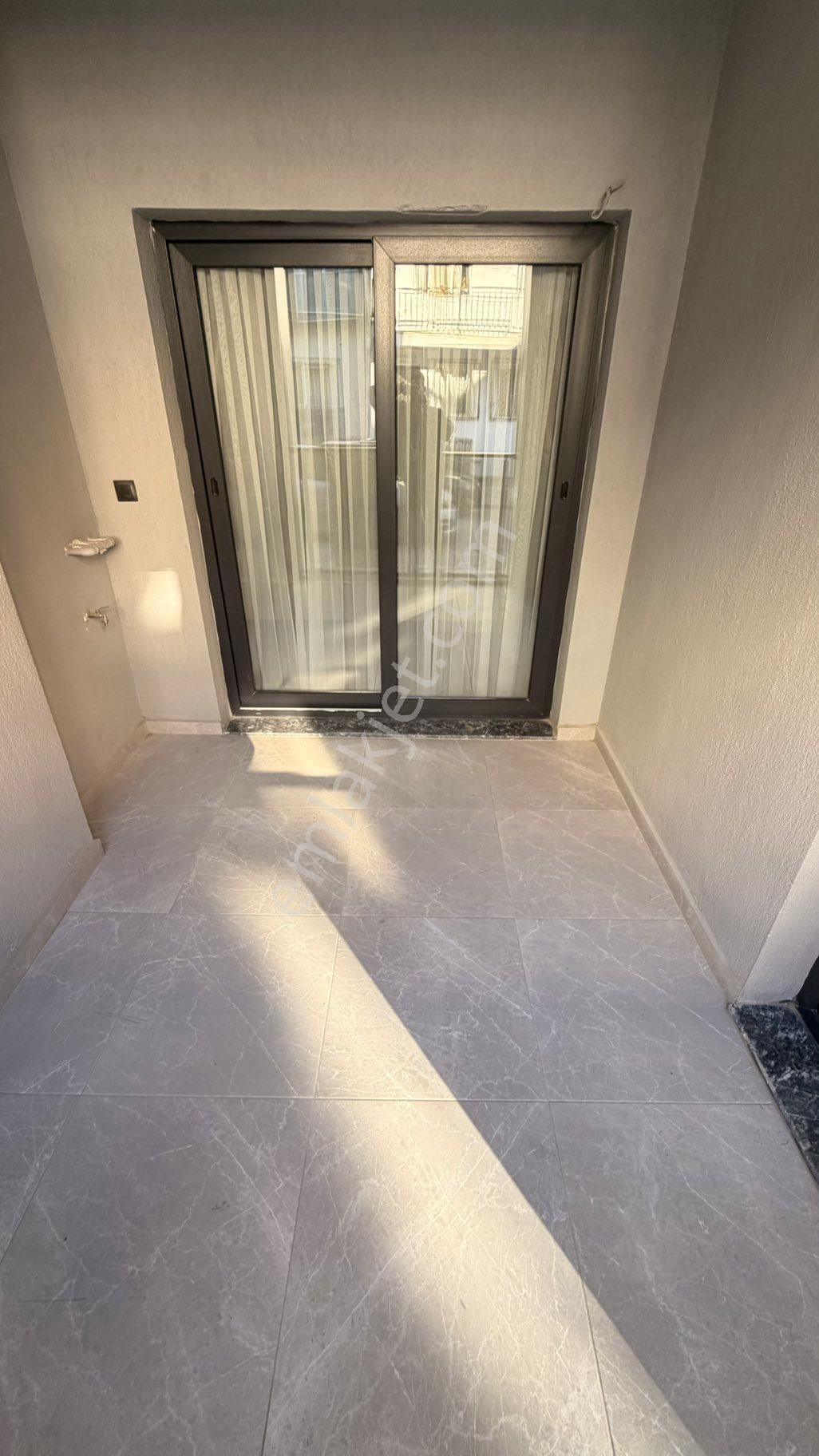 Kuşadası Davutlar’da Eşyalı Satılık Sıfır Yapım 2+1 Daire - Görsel 38