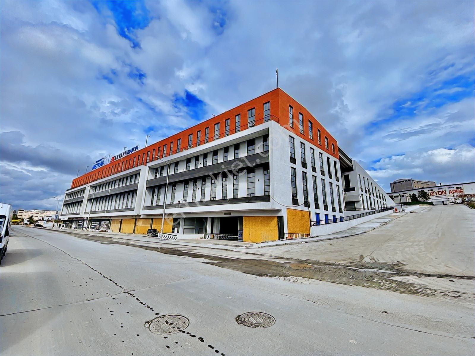 Ana Caddeden Giriş Katında 150 M2 Kiralık İmalathane Metkap'ta! - Görsel 2