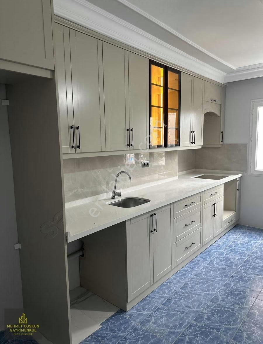 M.kemalpaşa Bulv. Üzerinde 4+1 Kiralık Daire - Görsel 2