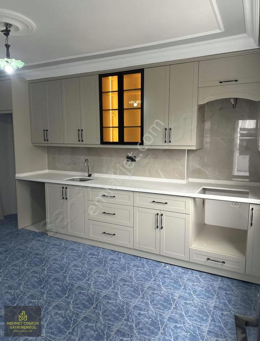 M.kemalpaşa Bulv. Üzerinde 4+1 Kiralık Daire