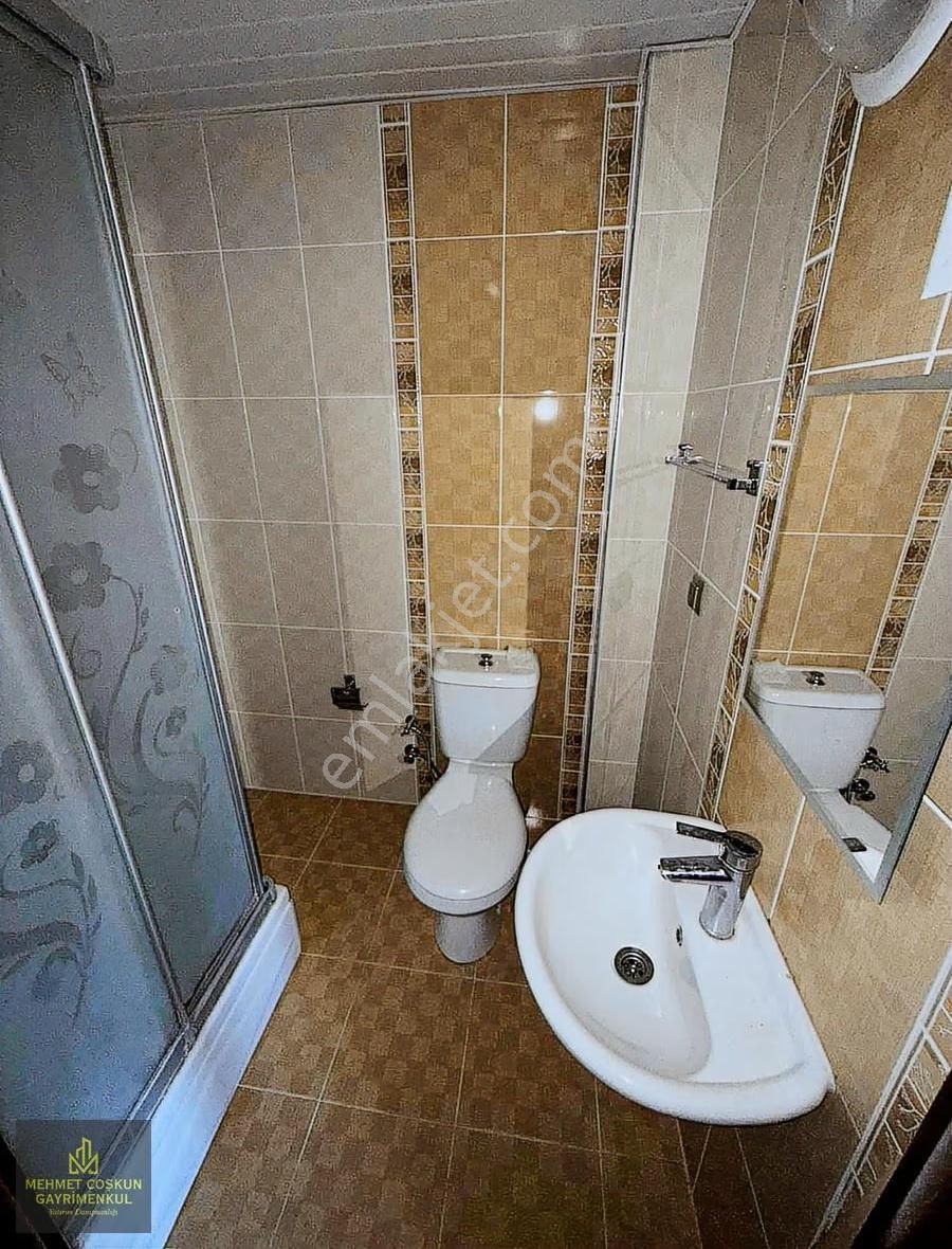 Medline Hastanesi Karşısında İskanlı Satılık 4+1 Geniş Daire - Görsel 29