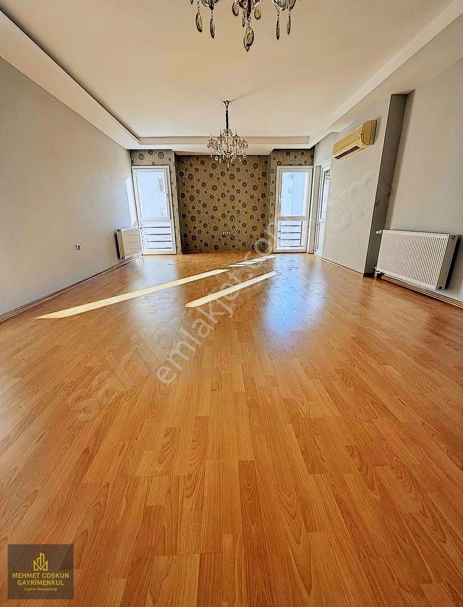 Medline Hastanesi Karşısında İskanlı Satılık 4+1 Geniş Daire - Görsel 12