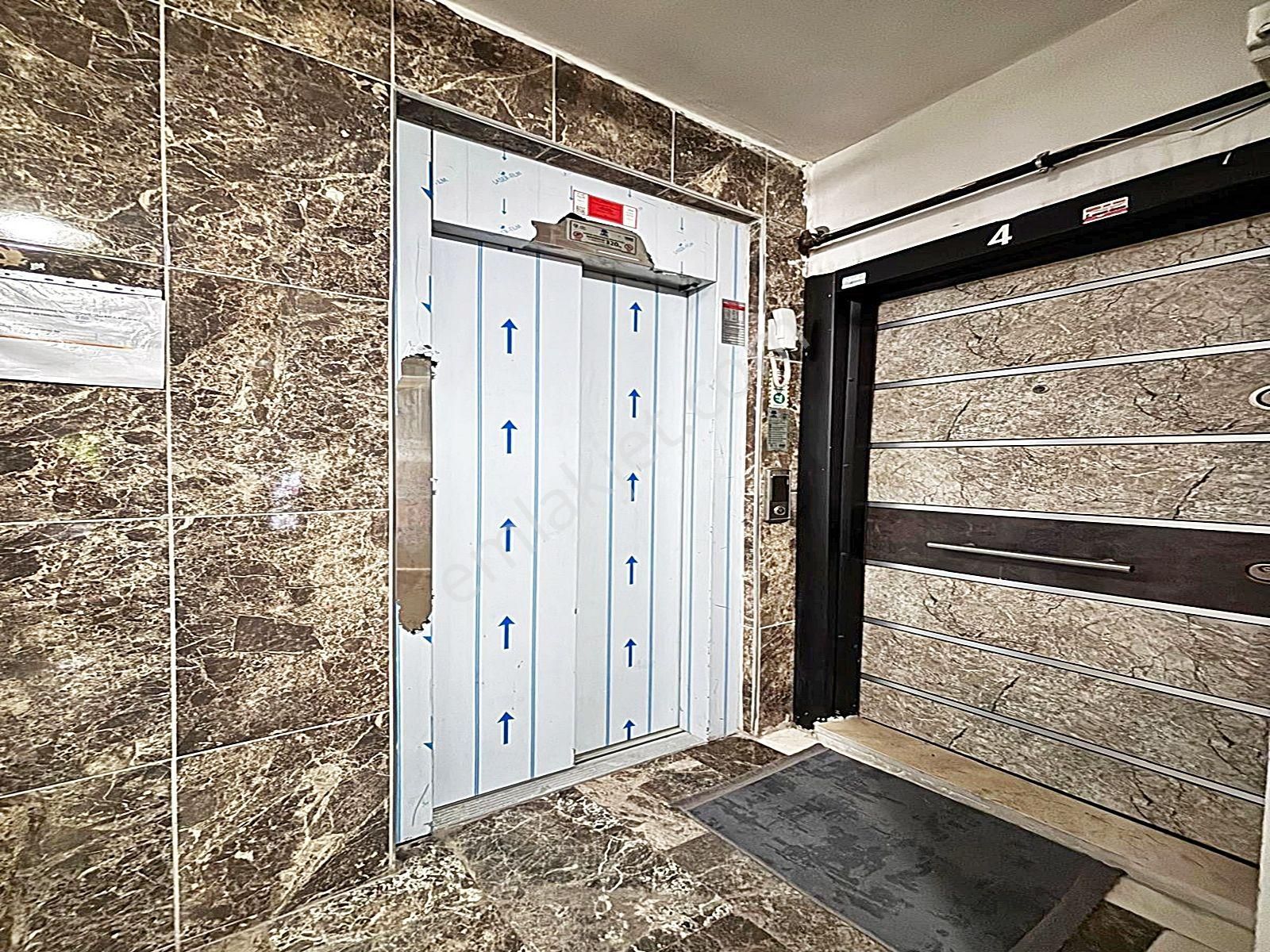 Cadde34'den Eminevime & %70 Krediye Uygun Metrobüse 5 Dk Sıfır 2+1 Balkonlu Arakat Satılık Daire - Görsel 18