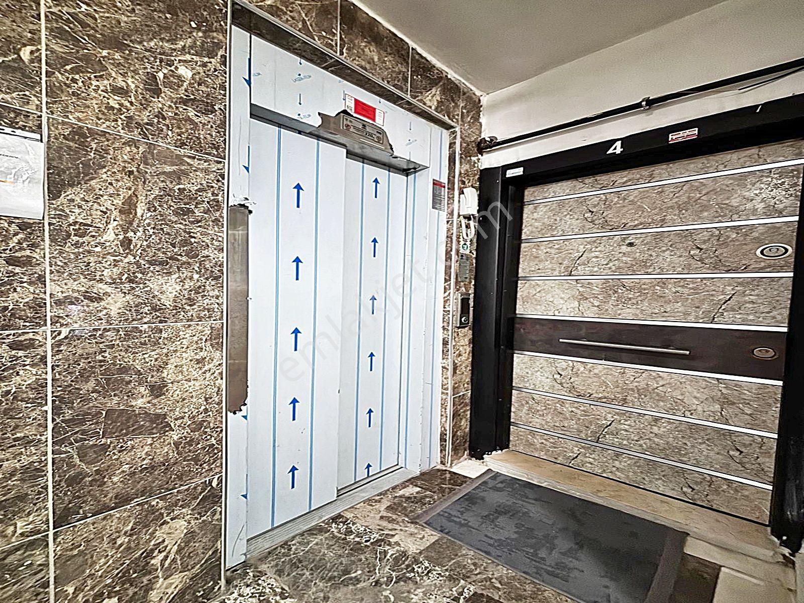 Cadde34'den Eminevime & %70 Krediye Uygun Metrobüse 5 Dk Sıfır 2+1 Balkonlu Arakat Satılık Daire - Görsel 33