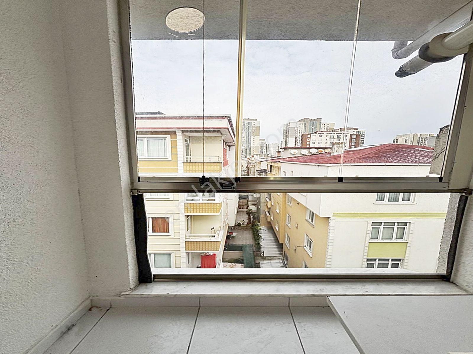 Cadde34'den Eminevime & %70 Krediye Uygun Metrobüse 5 Dk Sıfır 2+1 Balkonlu Arakat Satılık Daire - Görsel 10