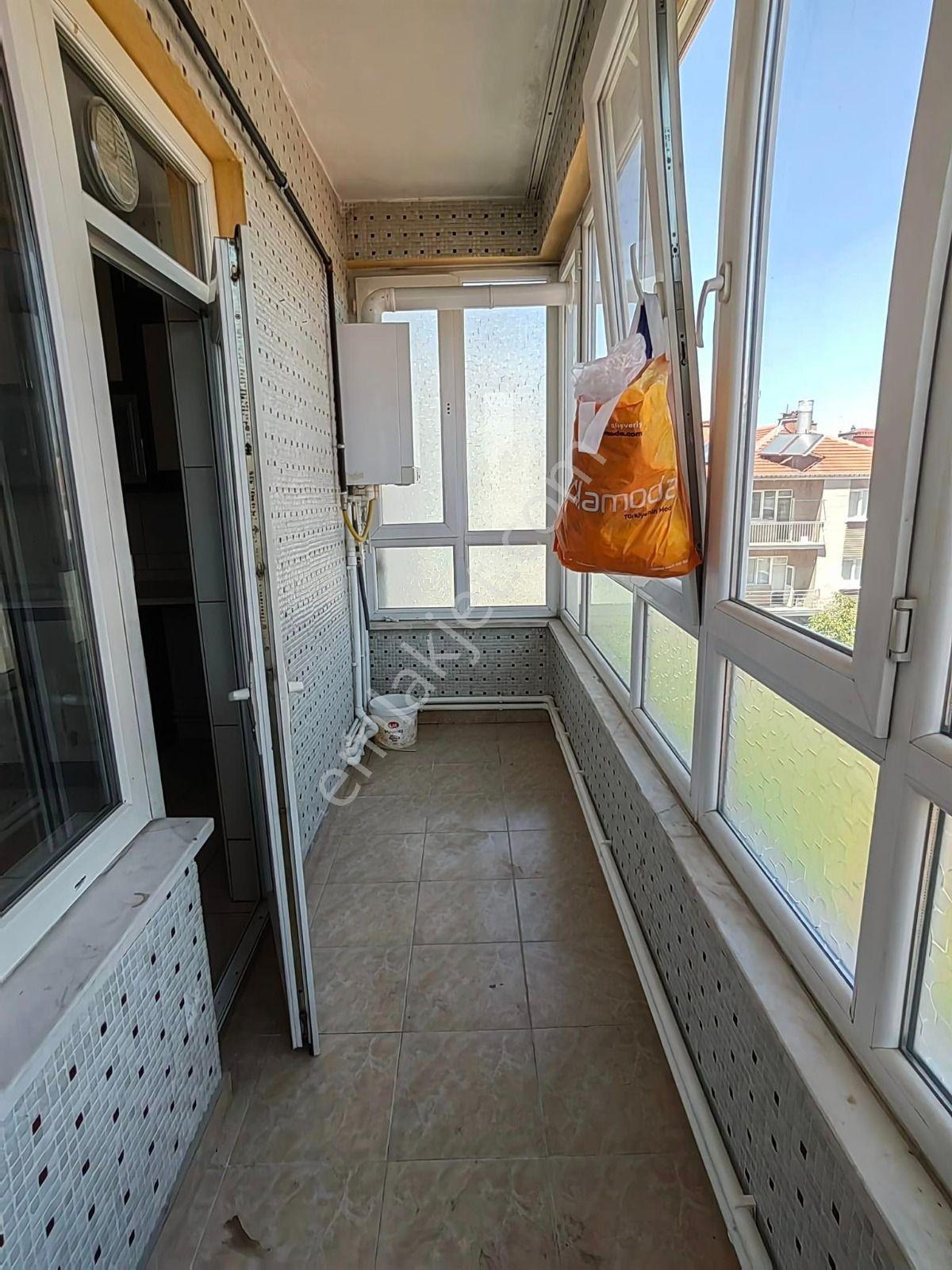 Akçay Emlak'tan Akşehir Koşuyolunda Asansörlü Ara Kat Kombili Kiralık 3+1 Daire - Görsel 28