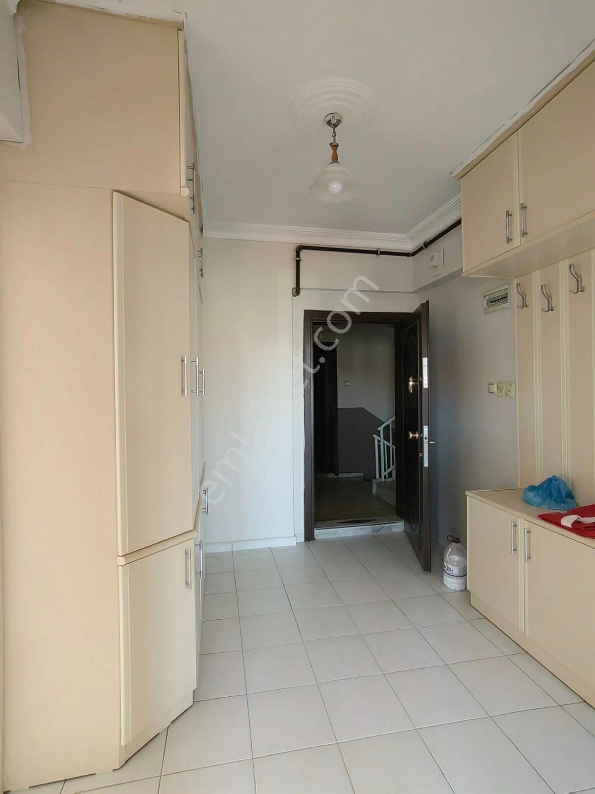Akçay Emlak'tan Akşehir Koşuyolunda Asansörlü Ara Kat Kombili Kiralık 3+1 Daire - Görsel 33