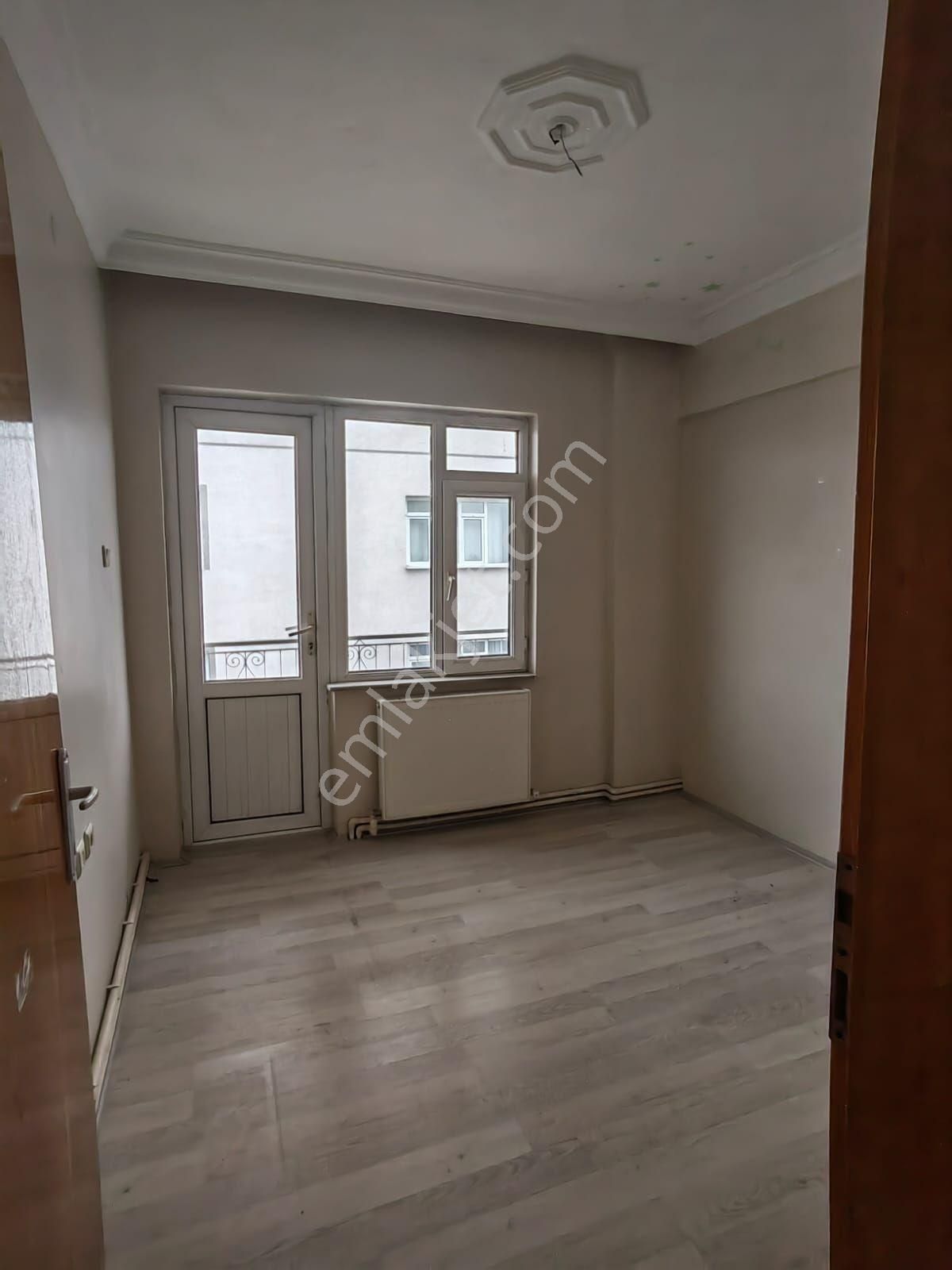 Akçay Emlak'tan Akşehir Stadyum Civarı Asansörlü Doğalgaz Kombili Ara Kat Kiralık 3+1 Daire - Görsel 20