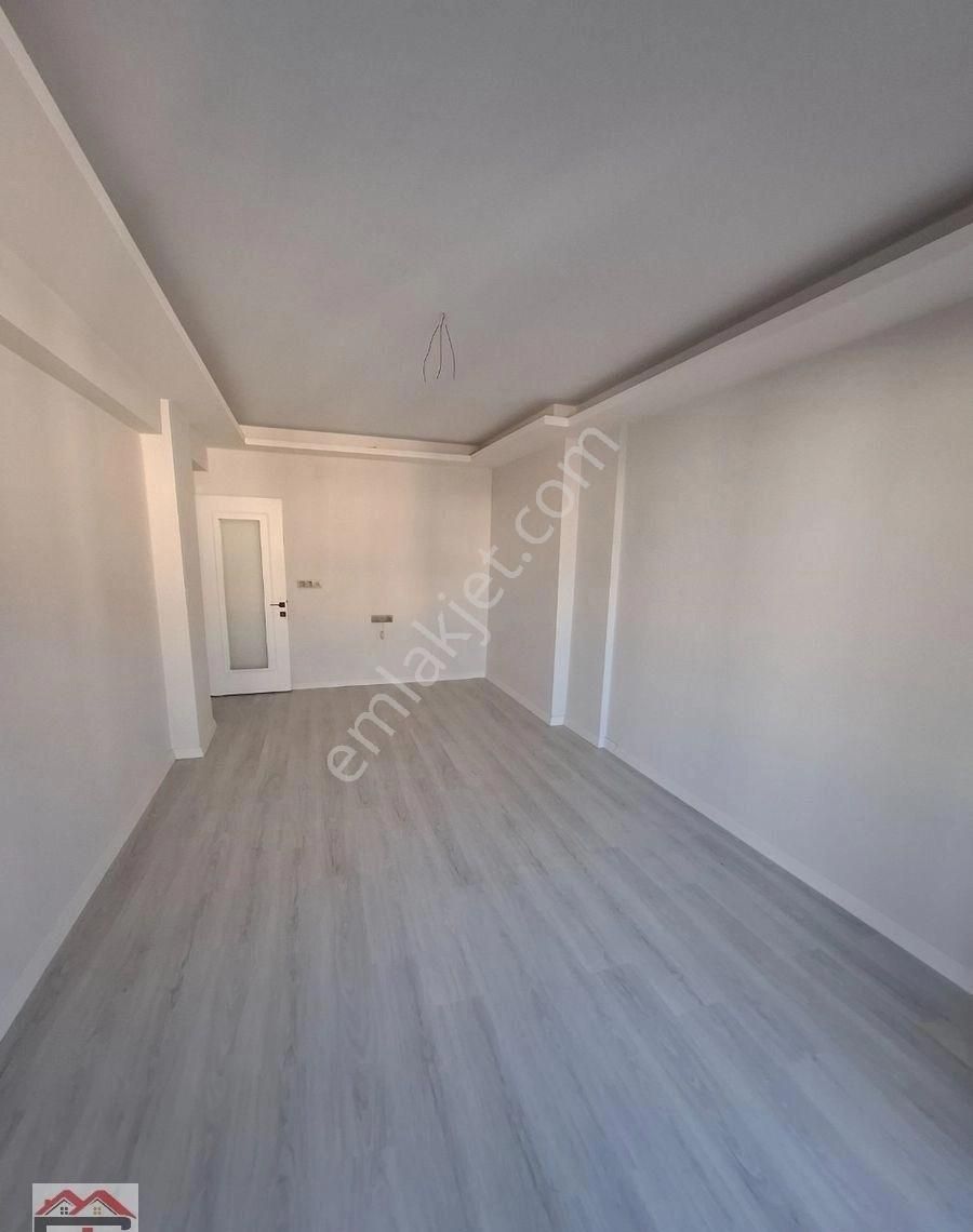 Akhisar Cumhuriyet Fahri Sertel Emlaktan Satılık 2+1 Sıfır Daire - Görsel 9