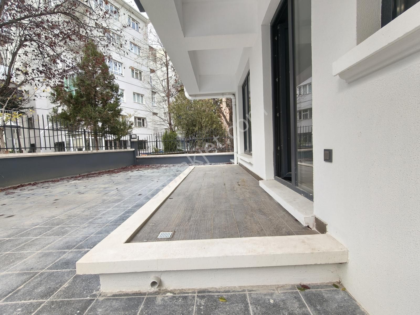 Emaks'tan/öveçlerde/sıfır Binada/şık/zarif/teras Çıkışlı/2+1 - Görsel 5