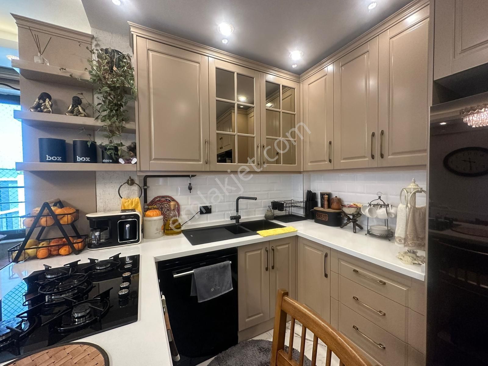 Kolezyum'dan Mezitli Soli Civarı Havuzlu Özel Tasarım 2+1 ! - Görsel 17