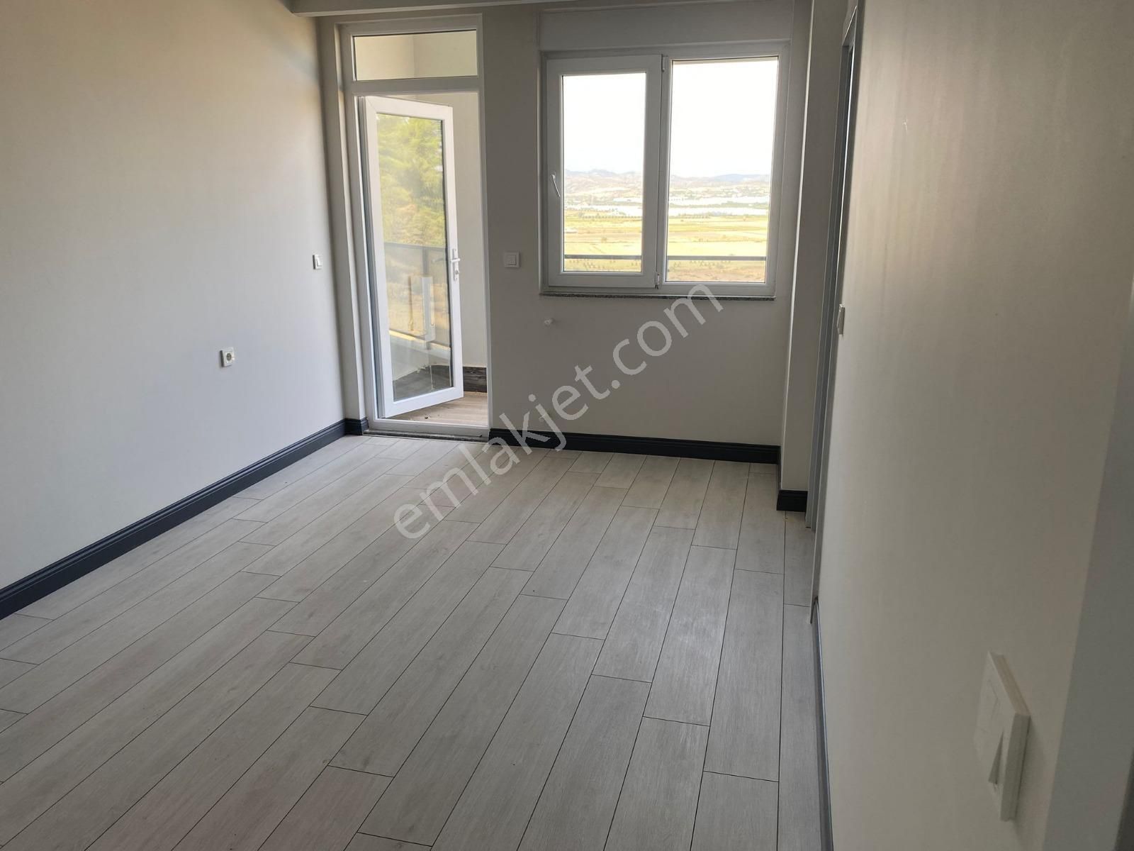 Ilıca'da Site İçinde 3+1 Kiralık Dubleks Daire - Görsel 18