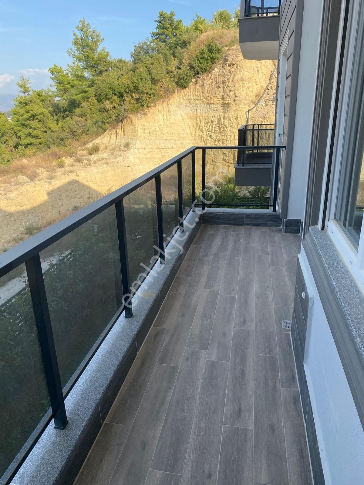 Ilıca'da Site İçinde 3+1 Kiralık Dubleks Daire - Görsel 31