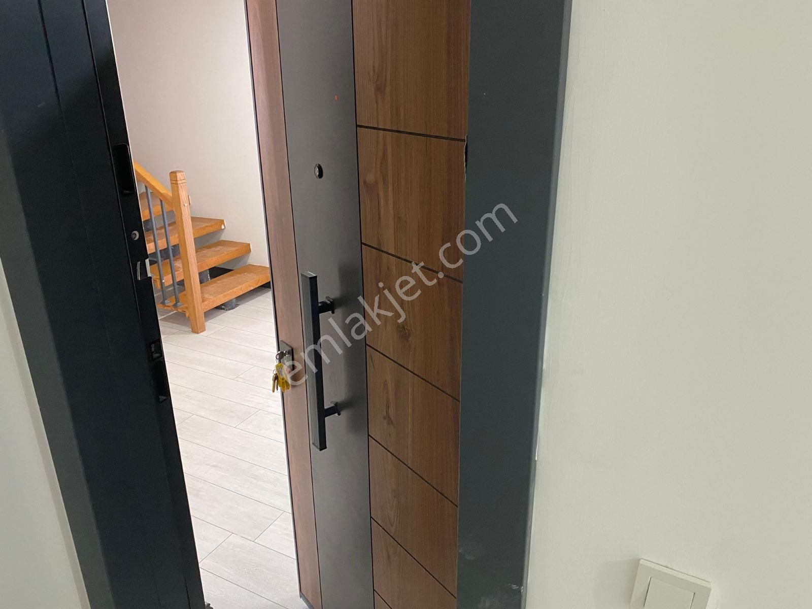 Ilıca'da Site İçinde 3+1 Kiralık Dubleks Daire - Görsel 7