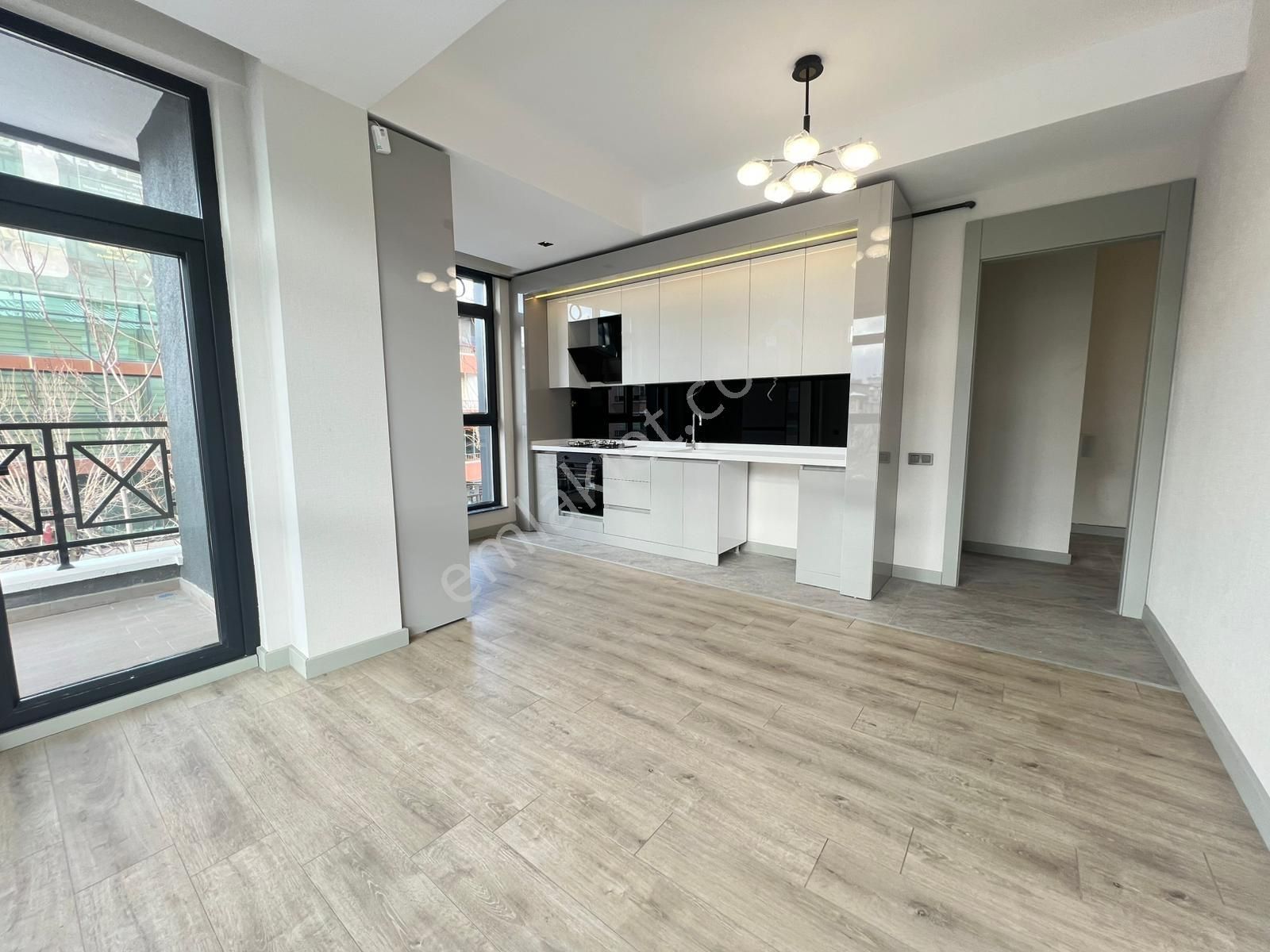 Engin Emlak'tan Merkez'i Konum'da Sıfır 2+1 Yerden Isıtma Daire - Görsel 15