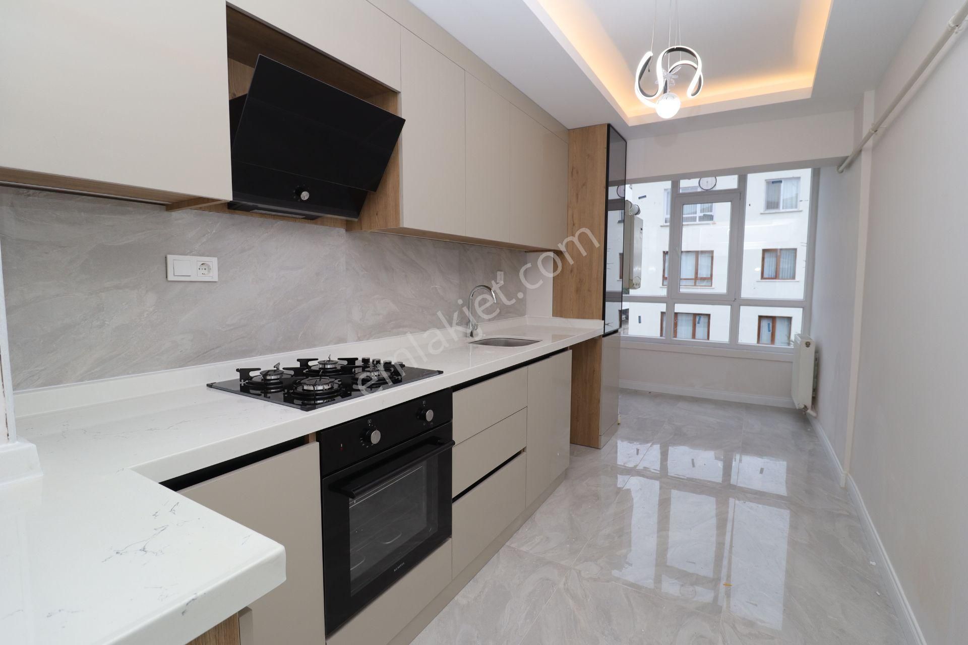 Akif'ten Elvan'da 3+1 Full Yapılı Ara Kat D/b Cephe Satılık Daire - Görsel 2