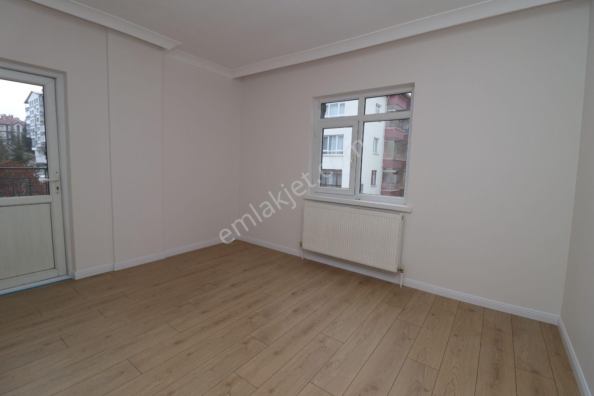 Akif'ten Elvan'da 3+1 Full Yapılı Ara Kat D/b Cephe Satılık Daire - Görsel 8