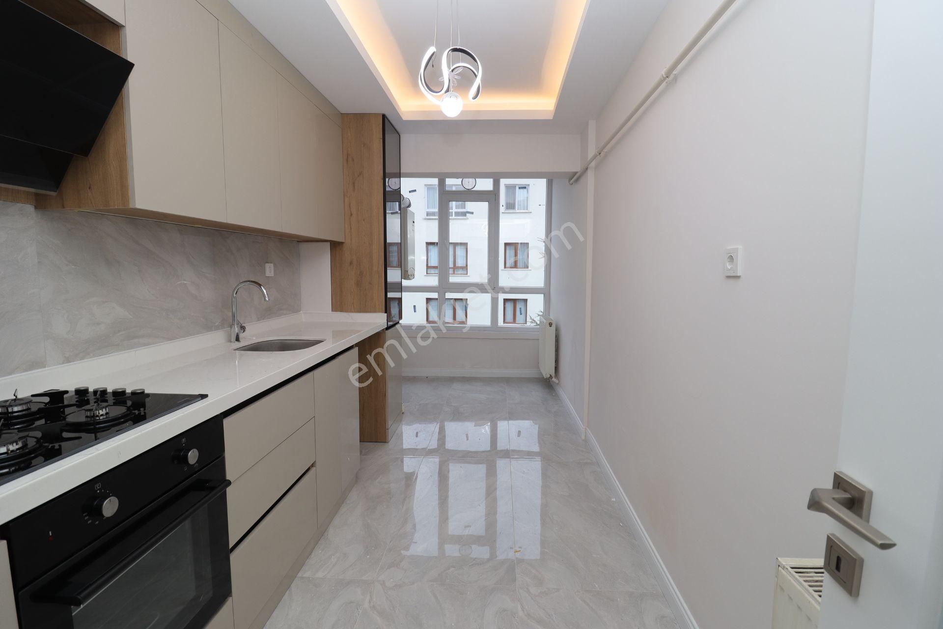 Akif'ten Elvan'da 3+1 Full Yapılı Ara Kat D/b Cephe Satılık Daire - Görsel 5