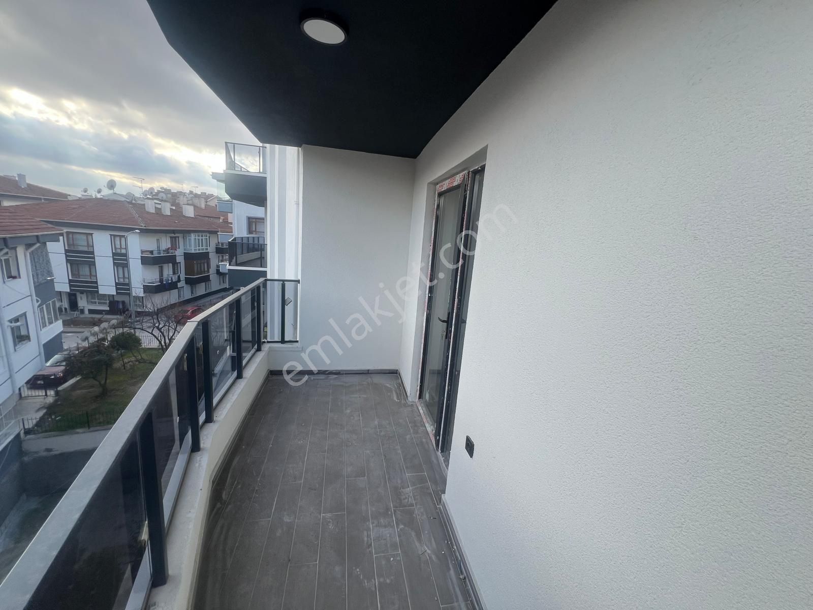 K.ören İncirli Mah. Lüx Yapılı Sıfır 2+1 Satılık Dublex - Görsel 11