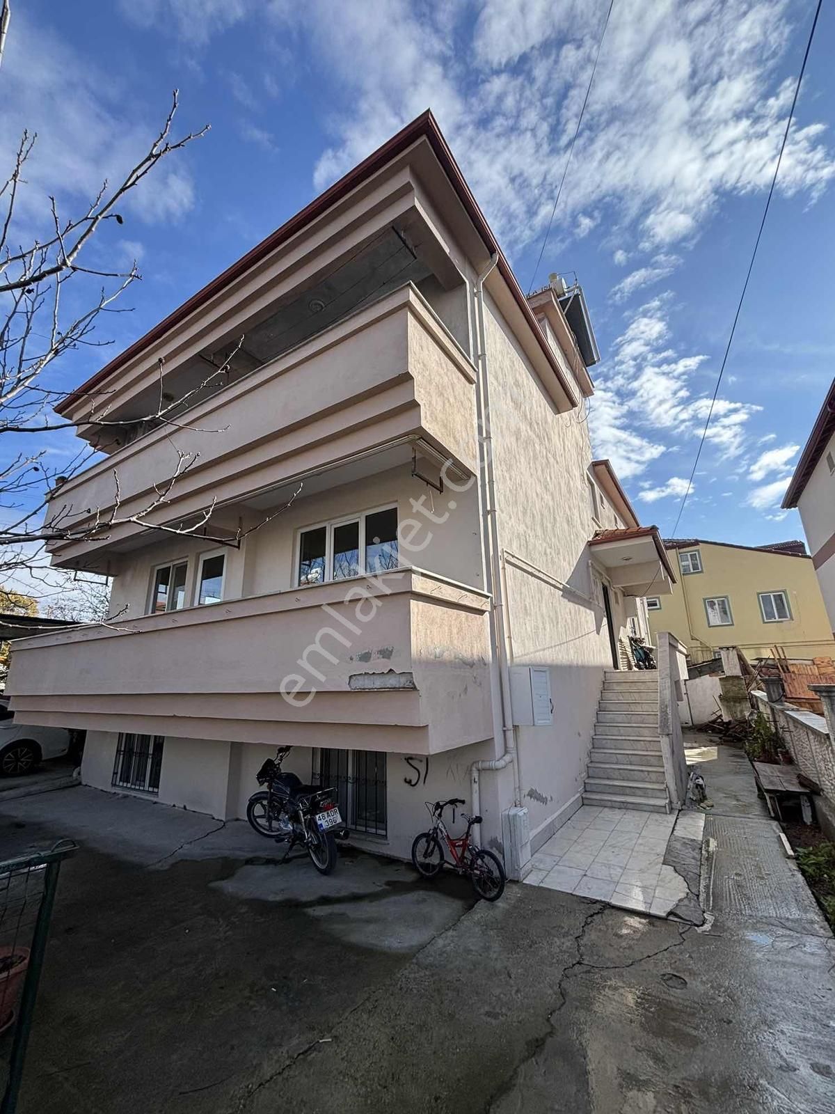 Kiralık Yeni Mah. 2+1 95m2 Temiz Daire Yatağan Muğla