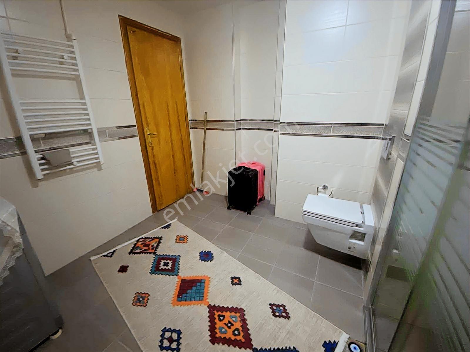 Yeğenoğlu Caddesi Bakımlı 4+1 Geniş Daire - Görsel 25