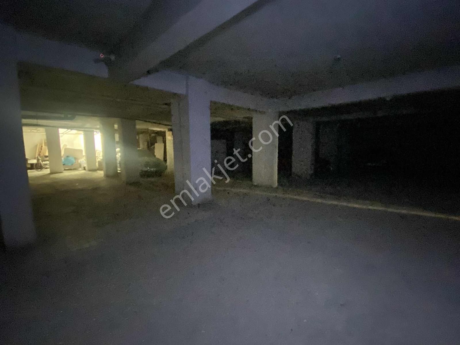 Yeğenoğlu Caddesi Bakımlı 4+1 Geniş Daire - Görsel 30