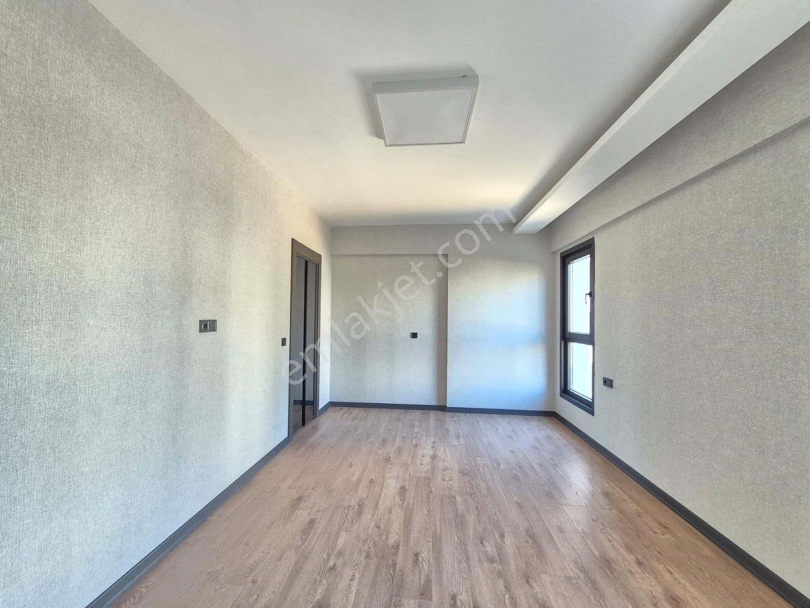 Bağlıca Göbekte Site İçerisinde 2+1 Satılık Daire - Görsel 2