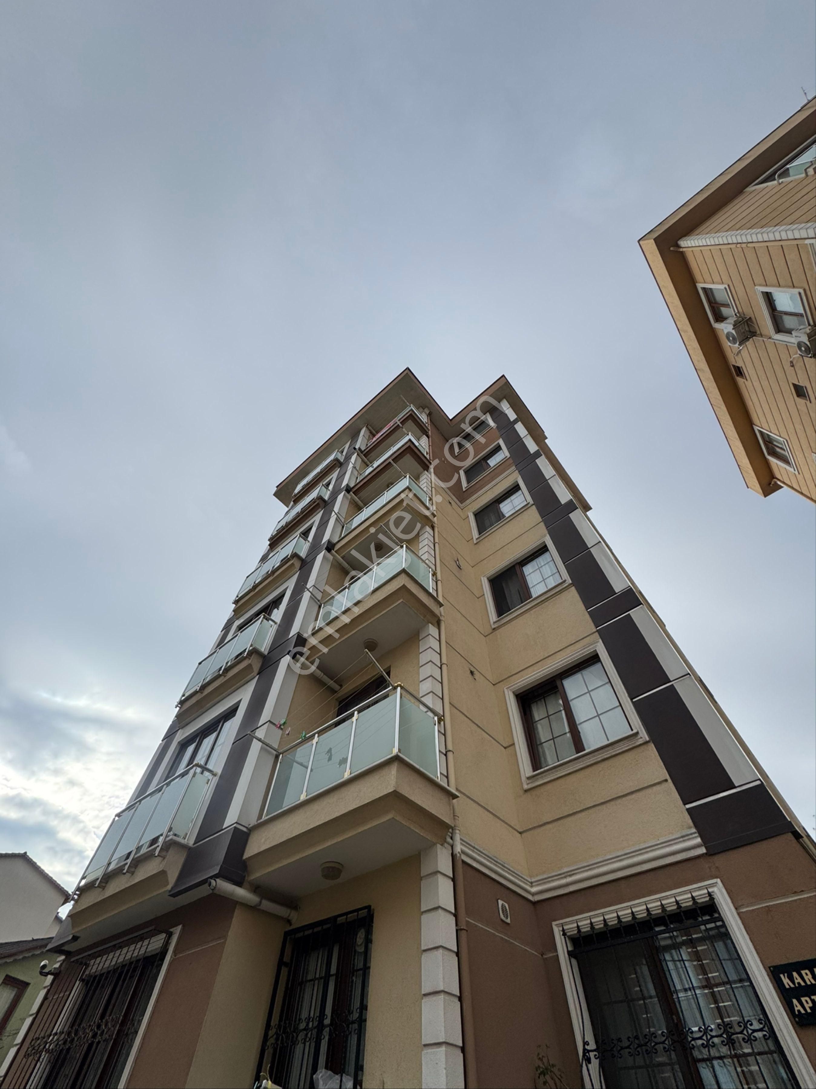 Katta Tek 3+1 Boş Satılık