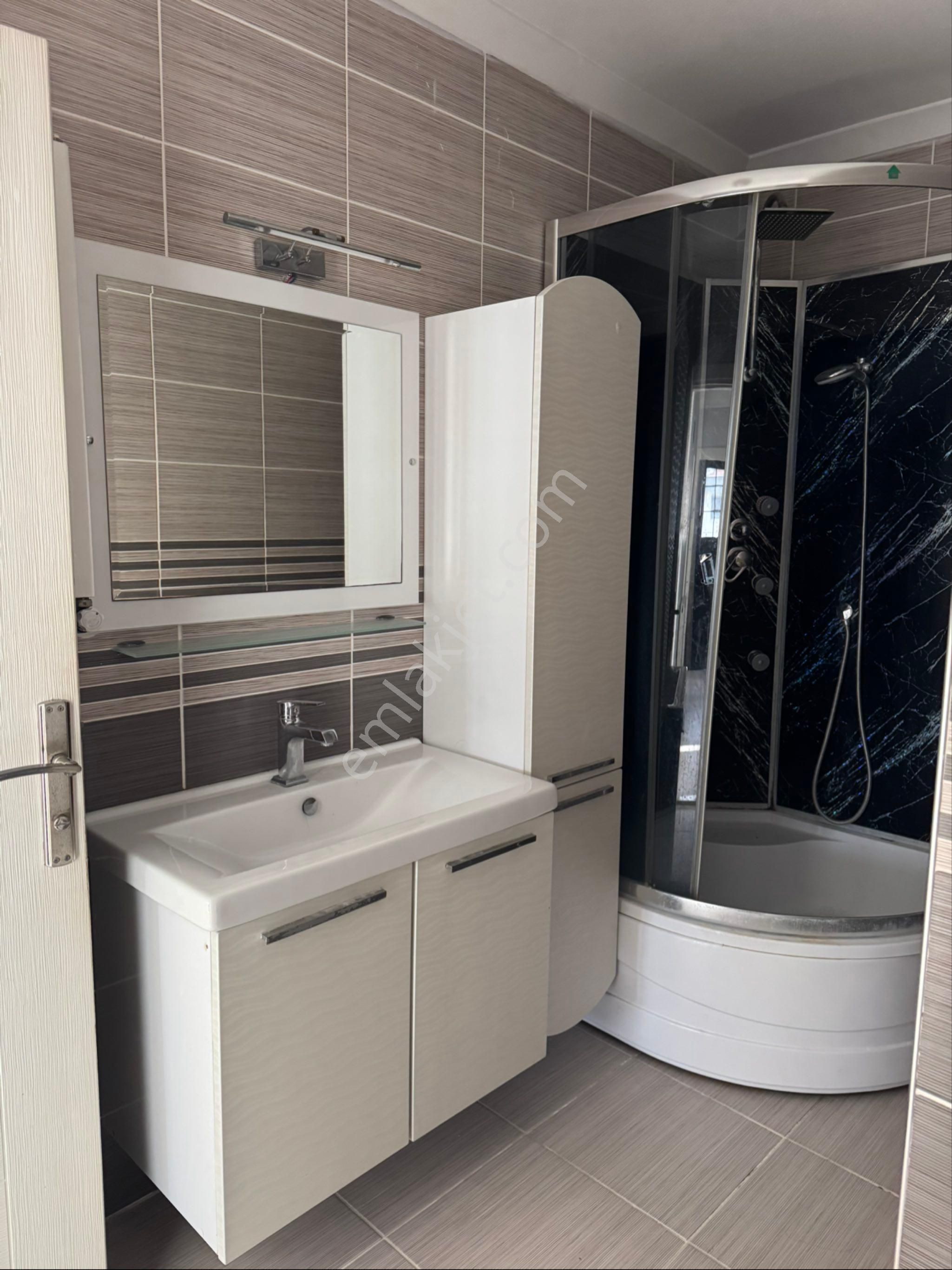 Katta Tek 3+1 Boş Satılık - Görsel 12